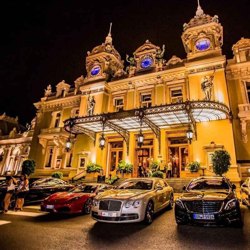 Monaco rich lifestyle